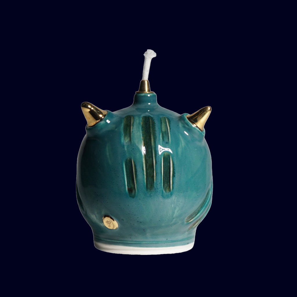 dogabi ceramic oil lamp with gold teeth
