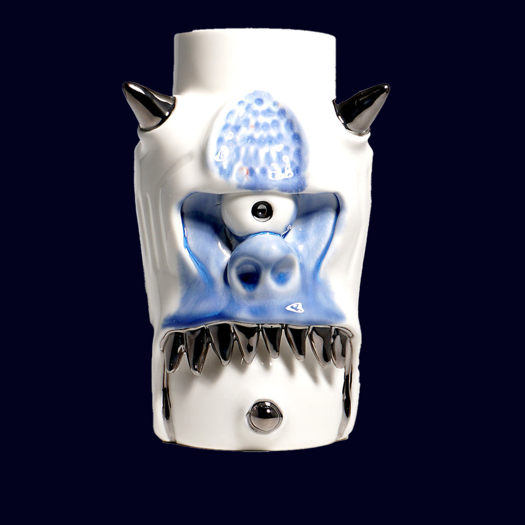 DOGABI CERAMIC VASE GOLD TEETH MONSTER