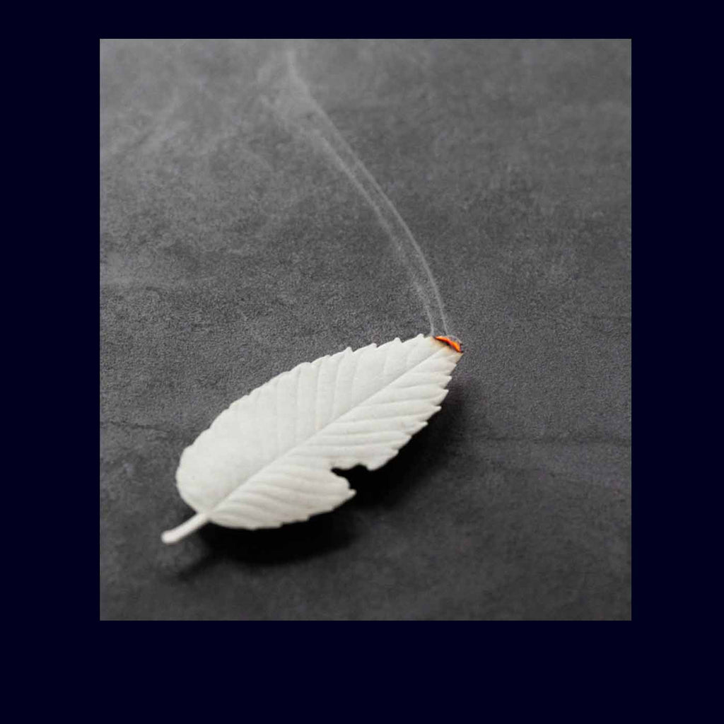 Paper Incense Leaf White - Takamichi Beauty Room