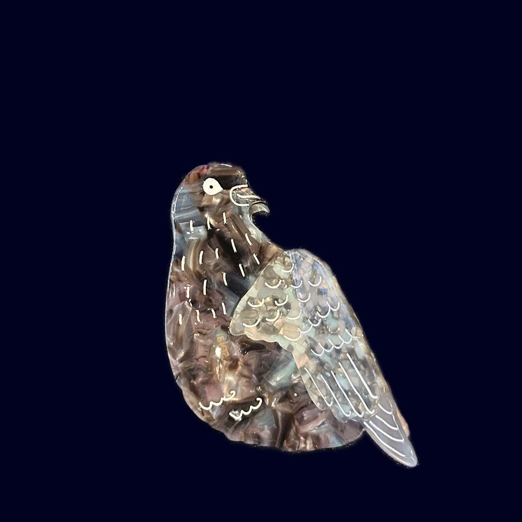 hair claw shaped as a pigeon